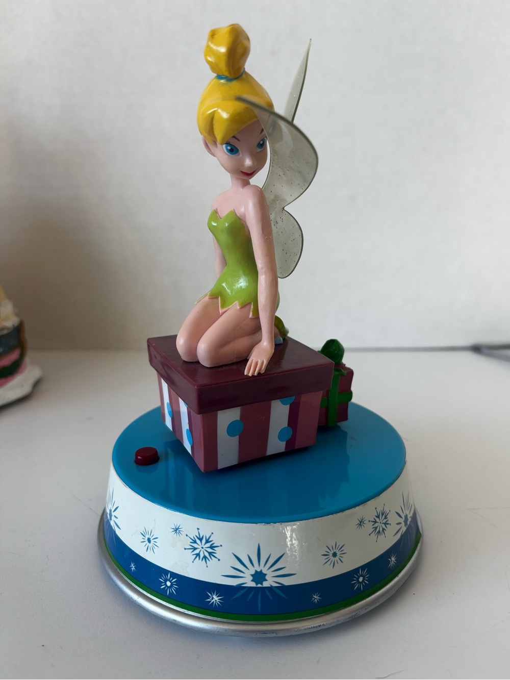 Gemmy Industries Disney Animated Tinker Bell Musical Tabletop Spinner
 8”